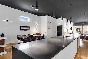 Liv MTL - Plaza