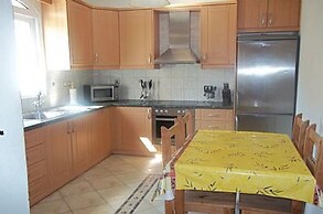 Spacious 5 Bed Villa With Pool in Kefalonia