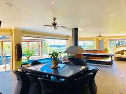 Grand Gippsland Home Sleeps Up To 28