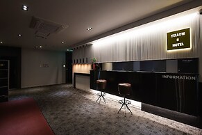 Yellow 8 Hotel