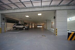 Brown Dot Hotel Beomil