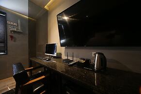 Brown Dot Hotel Beomil