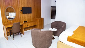 Londa Hotel