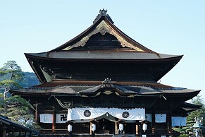 Zenkoji Temple Yakuoin