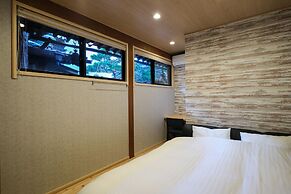 Zenkoji Temple Yakuoin