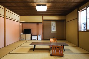 Zenkoji Temple Yakuoin