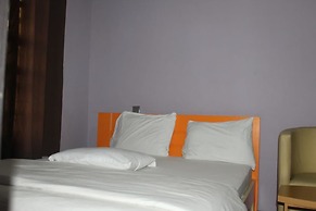 Ayoluyem Hotel