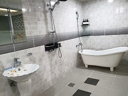 Queens Motel Jinju