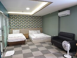 Queens Motel Jinju