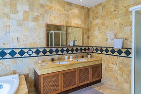 Paraiso Beach Duplex Penthouse Sea View