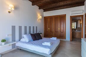 Paraiso Beach Duplex Penthouse Sea View