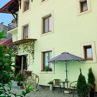 Sunny Hotel