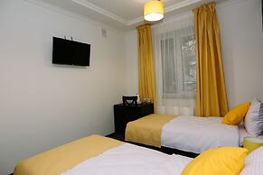 Sunny Hotel