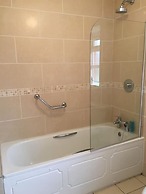 Shannon Oaks Apartments