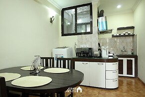 Jhamel Apartments by Casa Deyra