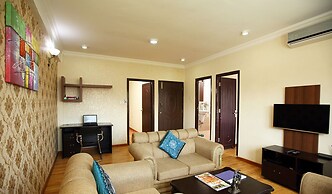 Jhamel Apartments by Casa Deyra