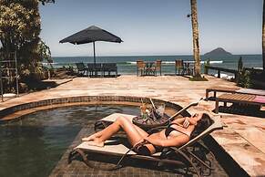 Pousada Chez Louise et Louis Pé na Areia