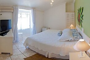 Pousada Chez Louise et Louis Pé na Areia