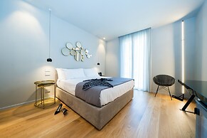 Elite Accommodations & Hydromassage Pool