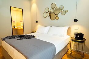 Elite Accommodations & Hydromassage Pool