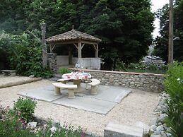 Limoux Riverside Gardens