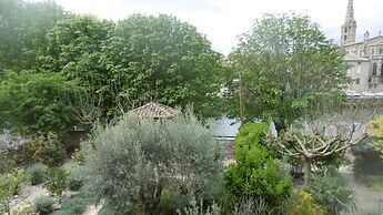 Limoux Riverside Gardens