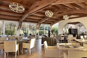 Li Neuli Country Club