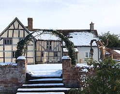 Eckington Manor