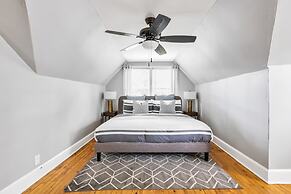 Charming LaVista bungalow