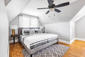 Charming LaVista bungalow