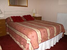 Averon  Guest House