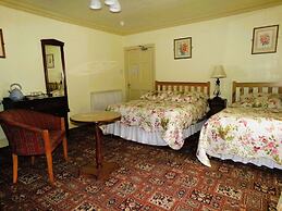 Averon  Guest House