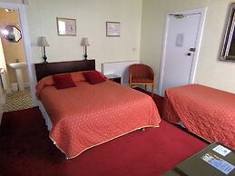 Averon  Guest House