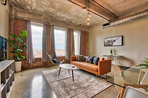 Downtown Luxury Lofts By RBA Living