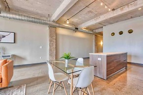 Downtown Luxury Lofts By RBA Living