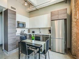 Downtown Luxury Lofts By RBA Living