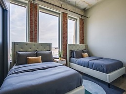Downtown Luxury Lofts By RBA Living