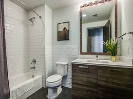 Downtown Luxury Lofts By RBA Living