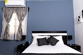 Santa Fe Studios and Suites by the Spot