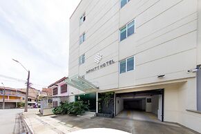 Hotel Infinity Medellin