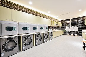 Atour Hotel Linkong New National Exhibition Beijing