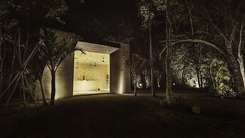 MBH Maya Bacalar Hotel Boutique