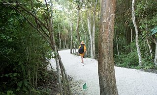 MBH Maya Bacalar Hotel Boutique