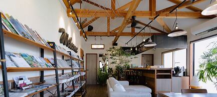 cafe & stay CASTANA