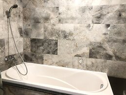 My Khe 2 Da Nang Seafront Hotel