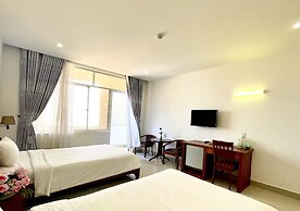 My Khe 2 Da Nang Seafront Hotel