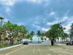 My Khe 2 Da Nang Seafront Hotel