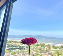 My Khe 2 Da Nang Seafront Hotel