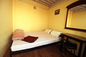 Beehive Hostel
