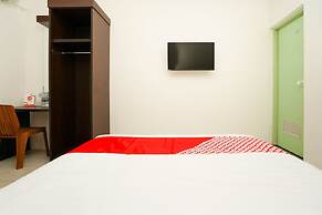 OYO 1102 Griya Aisyah Syariah 1